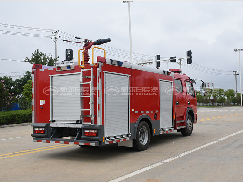 東風(fēng)牌 國六5噸泡沫消防車