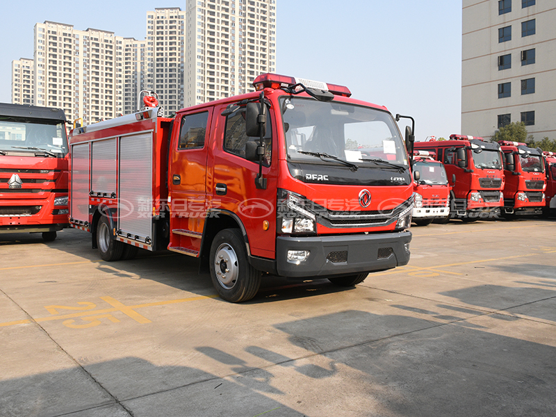 東風(fēng)牌 國六4噸泡沫消防車